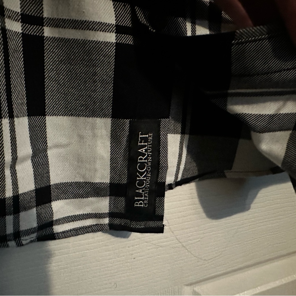Blackcraft Love Me Like My Demons Do -
Flannel - Picture 7 of 8